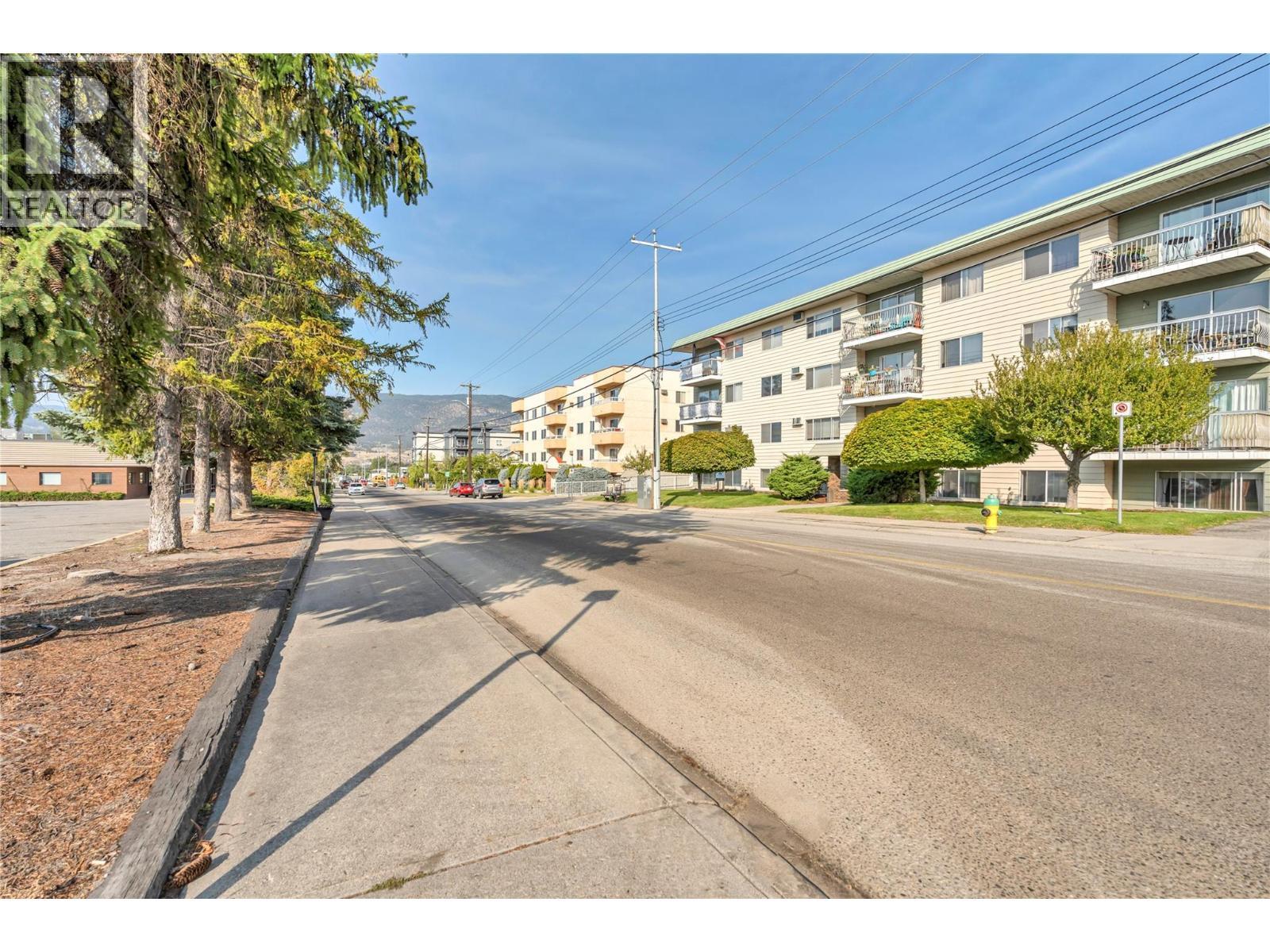 40 Calgary Avenue, Penticton, BC