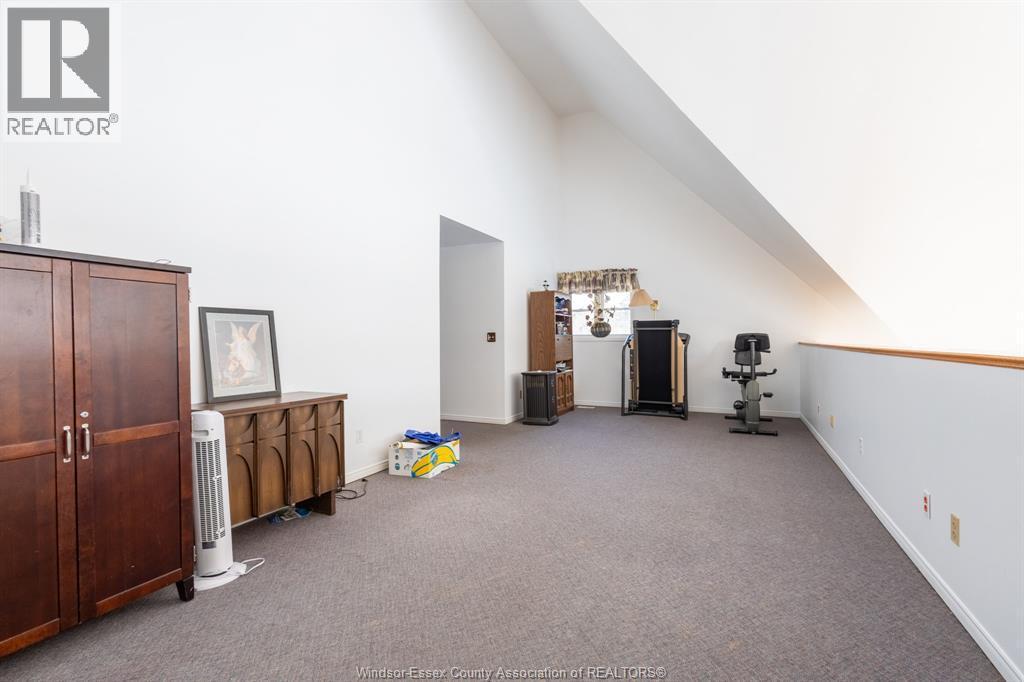 3280 Talbot Trail, Wheatley, ON - Indoor Photo Showing Other Room