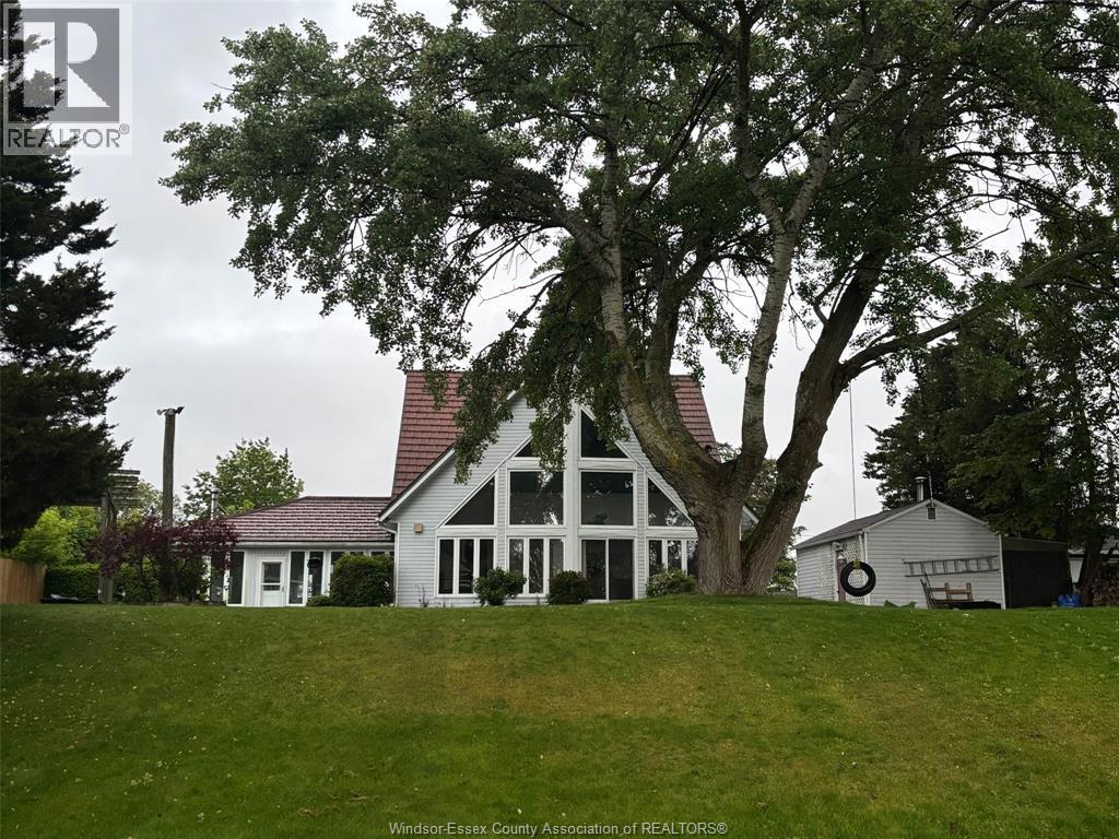 3280 Talbot Trail, Wheatley, ON - Outdoor