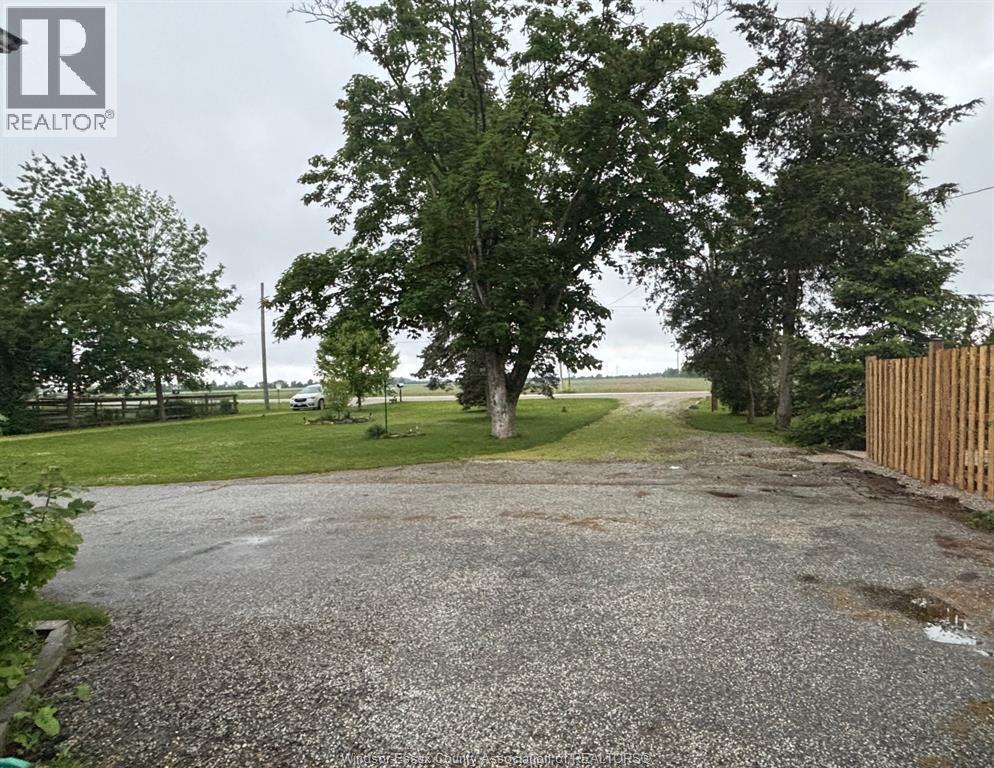 3280 Talbot Trail, Wheatley, ON - Outdoor