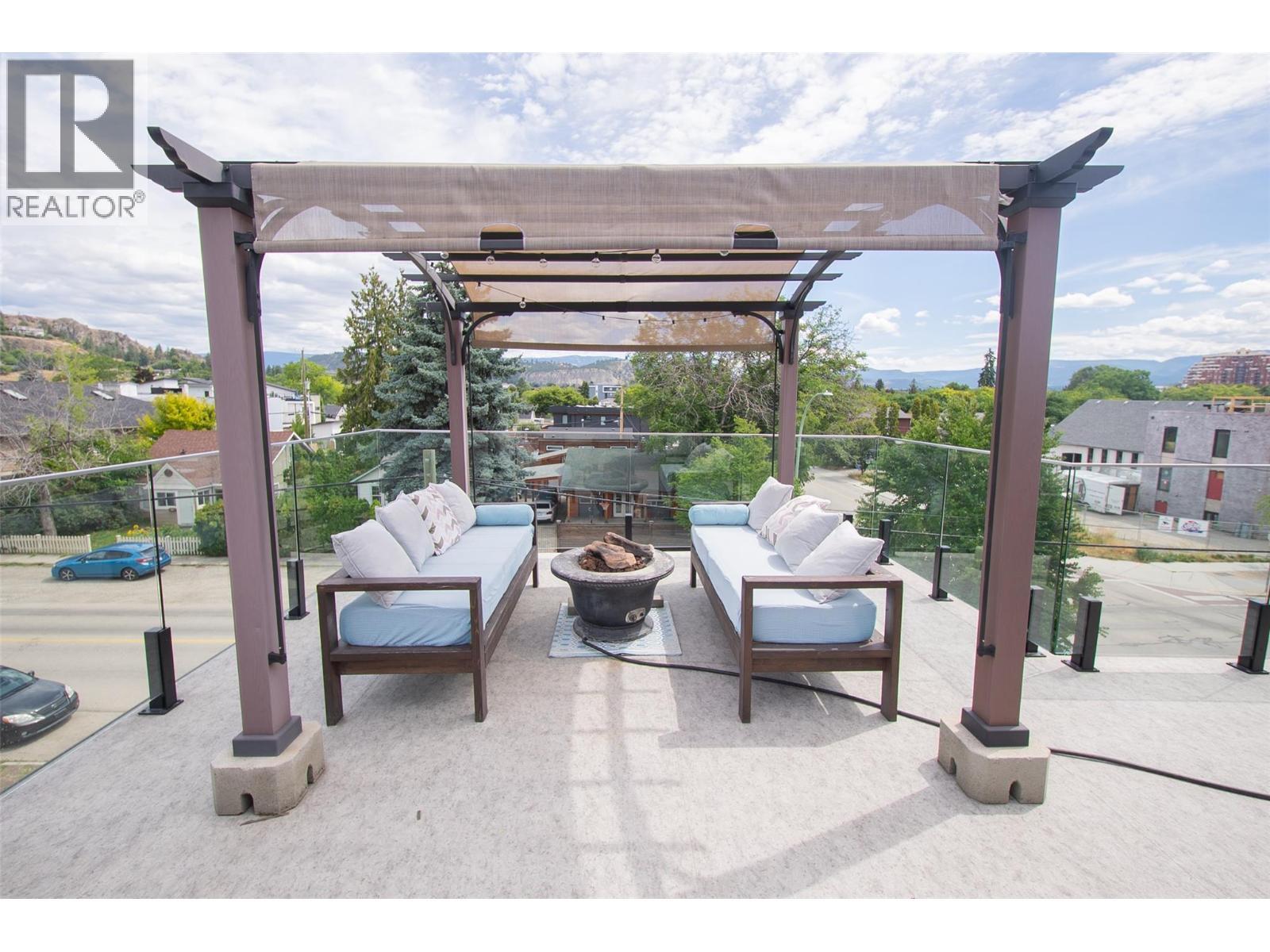 1292 Ethel Street, Kelowna, BC - Outdoor With Deck Patio Veranda With View