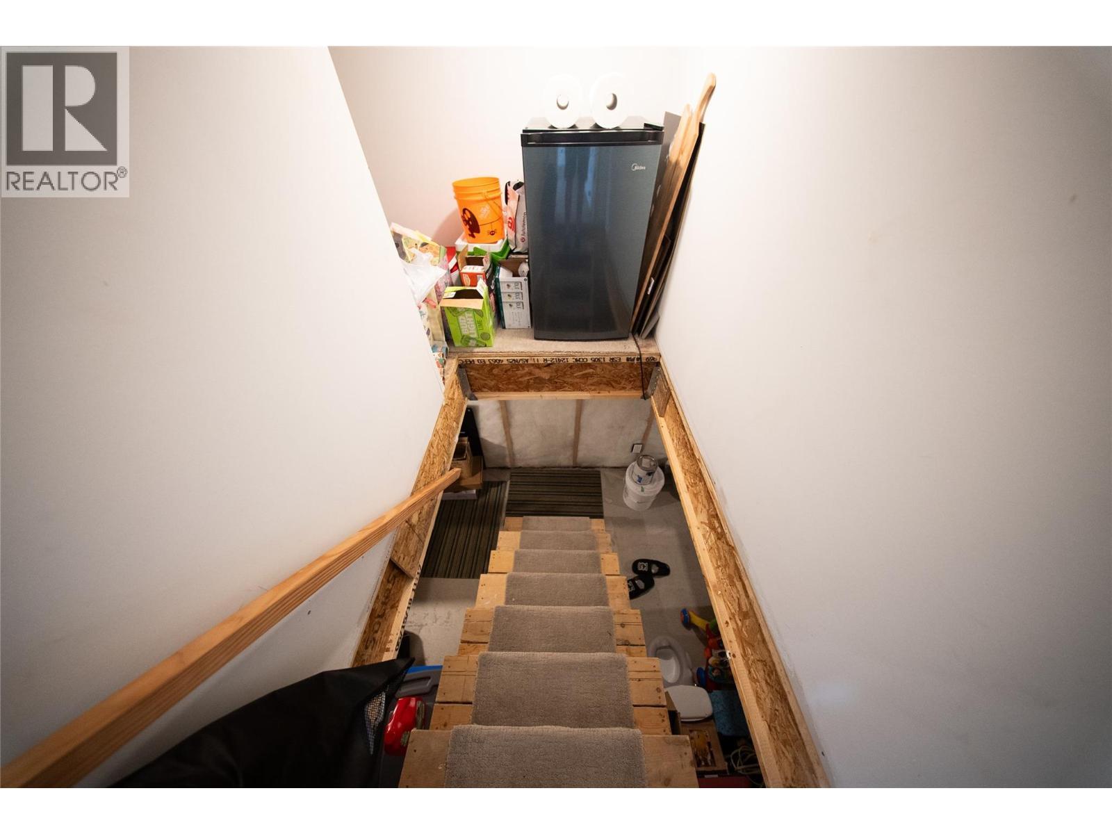 1292 Ethel Street, Kelowna, BC - Indoor Photo Showing Other Room