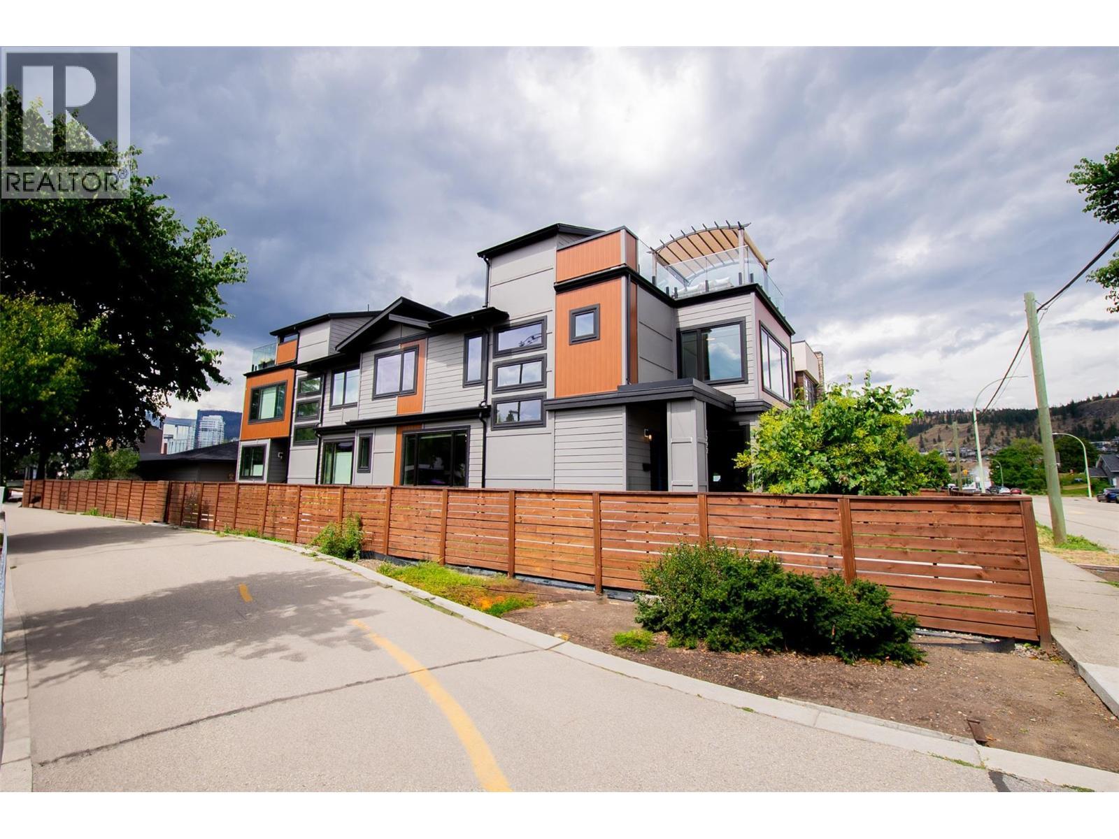 1292 Ethel Street, Kelowna, BC - Outdoor