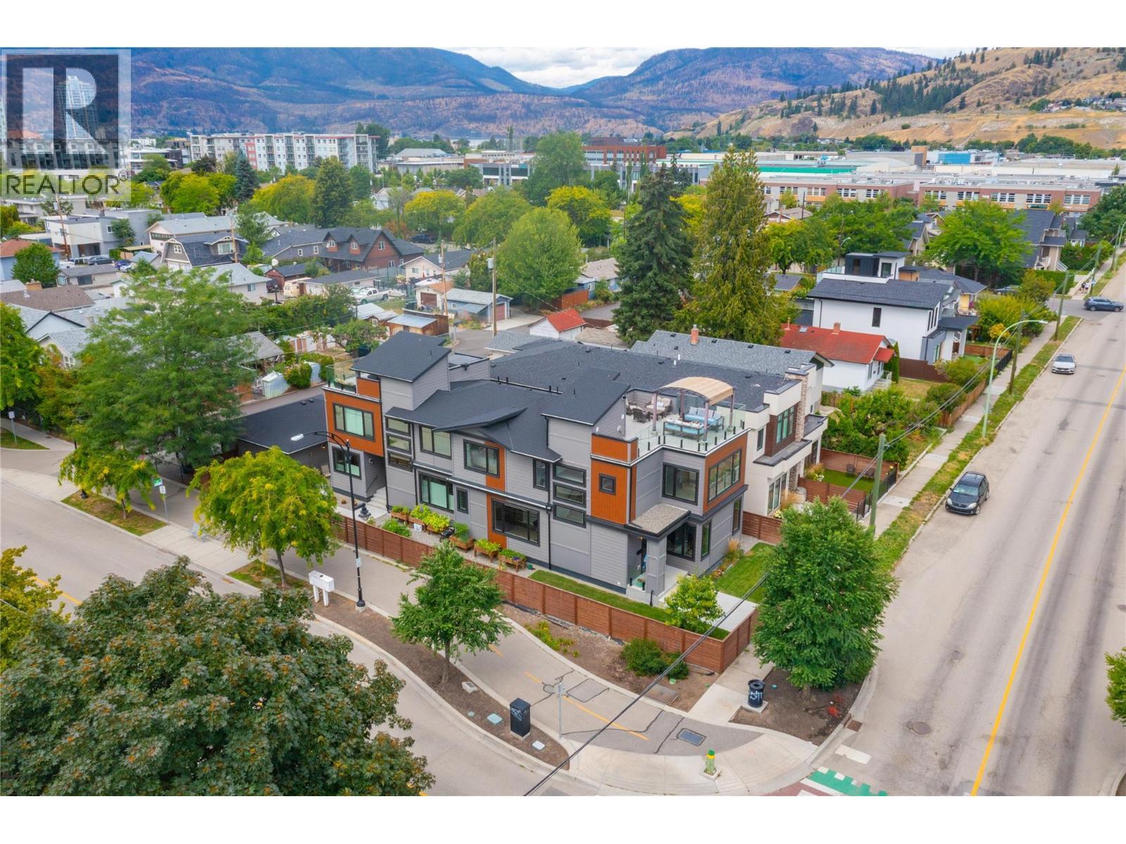 1292 Ethel Street, Kelowna, BC - Outdoor With View
