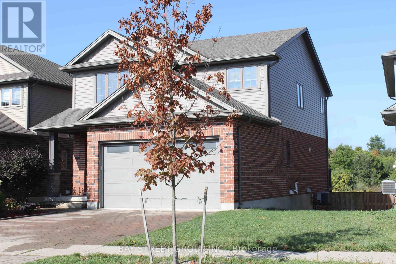 1451 Howlett Circle, London North, ON - Outdoor