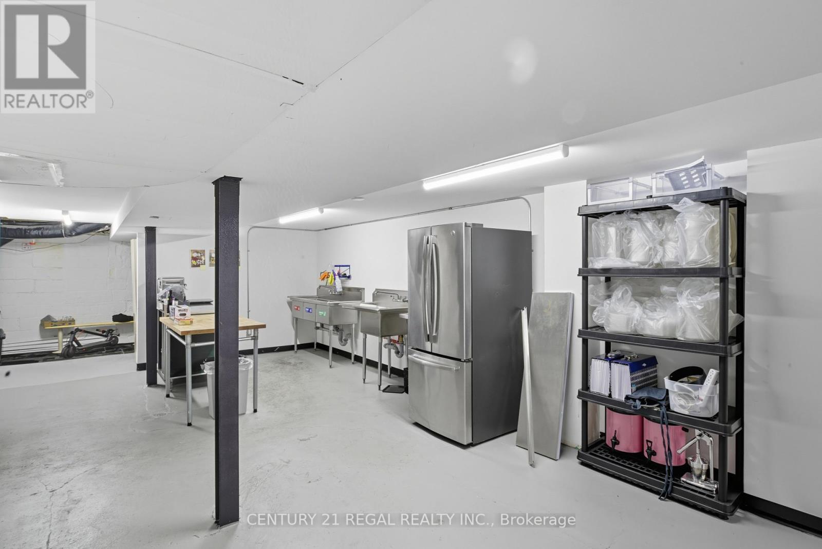 1700 St Clair Avenue W, Toronto, ON