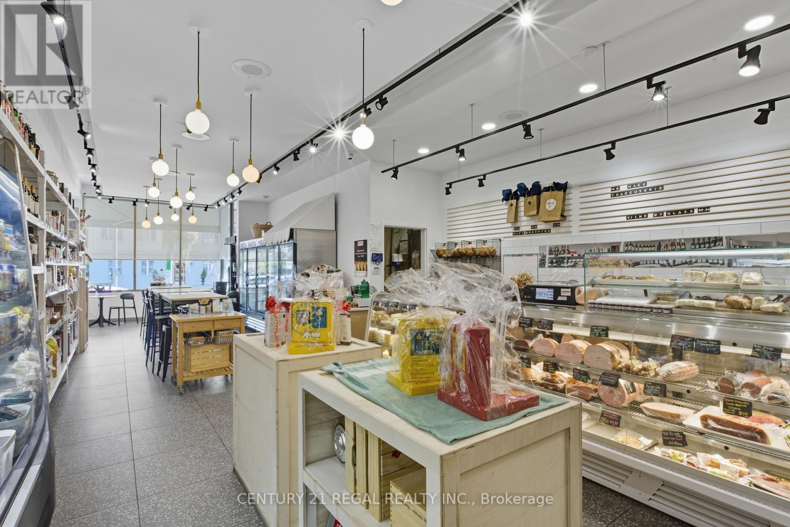 1700 St Clair Avenue W, Toronto, ON