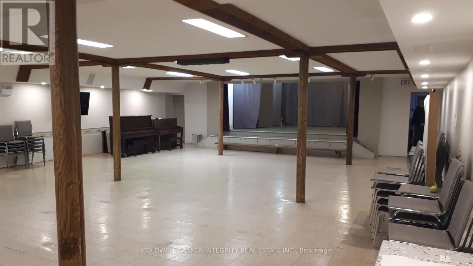 18 Victoria Avenue S, Hamilton, ON