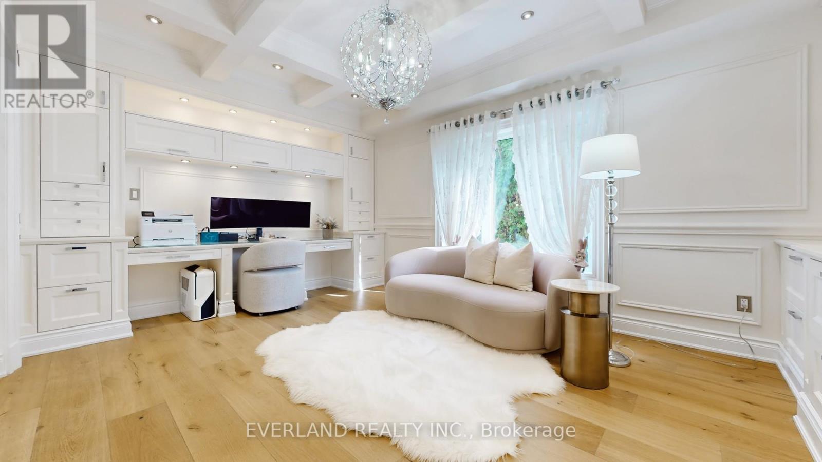 1109 Secretariate Road, Newmarket, ON - Indoor