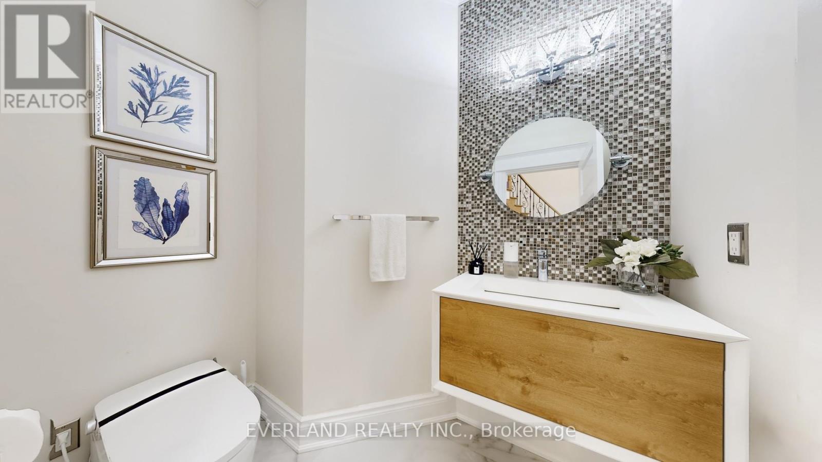 1109 Secretariate Road, Newmarket, ON - Indoor Photo Showing Bathroom