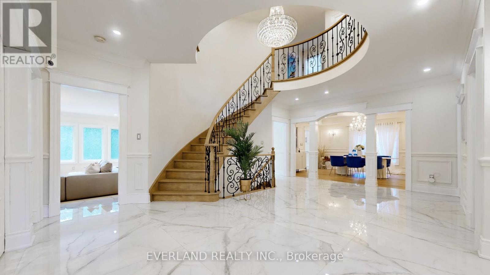 1109 Secretariate Road, Newmarket, ON - Indoor Photo Showing Other Room