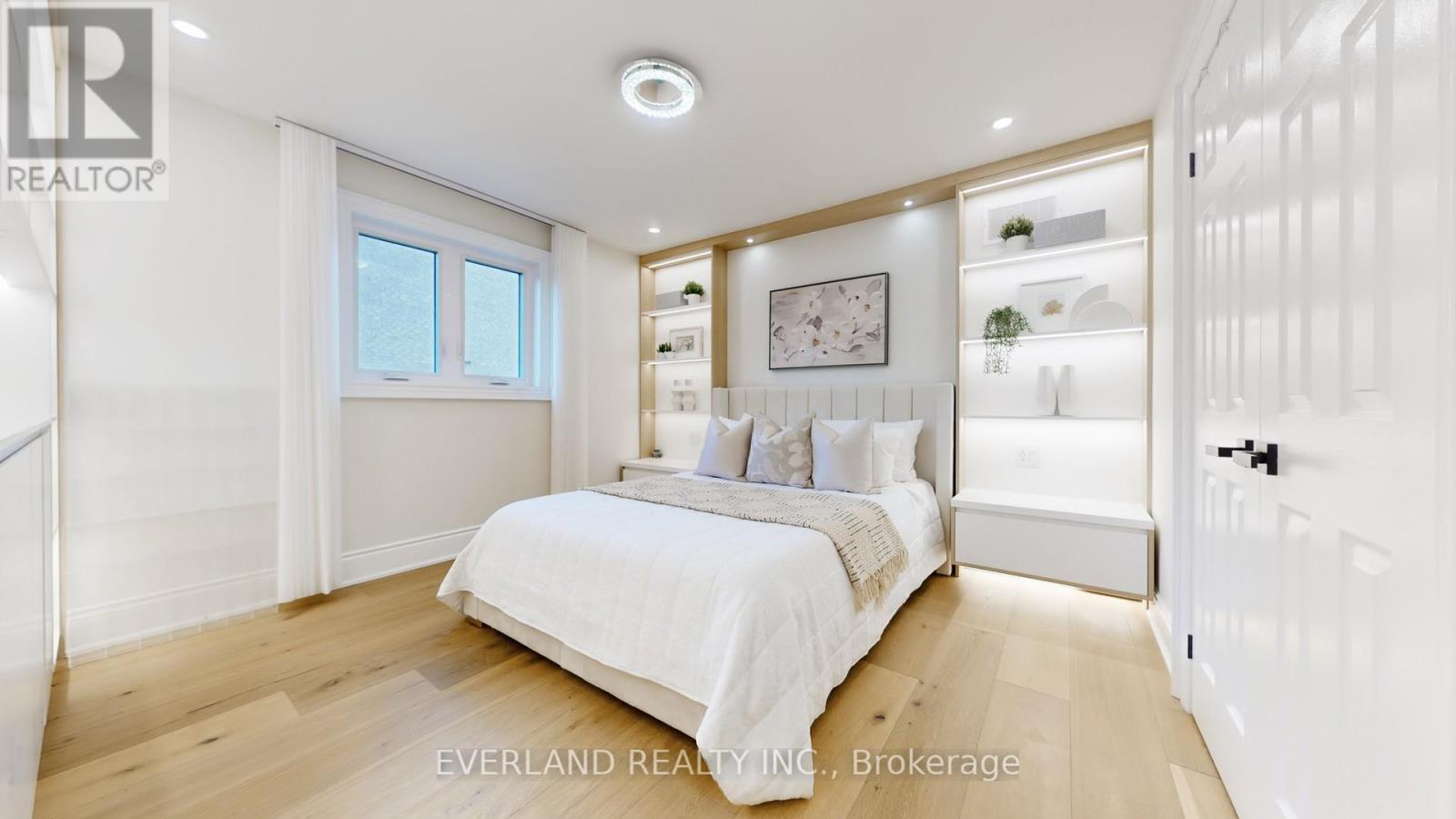 1109 Secretariate Road, Newmarket, ON - Indoor Photo Showing Bedroom