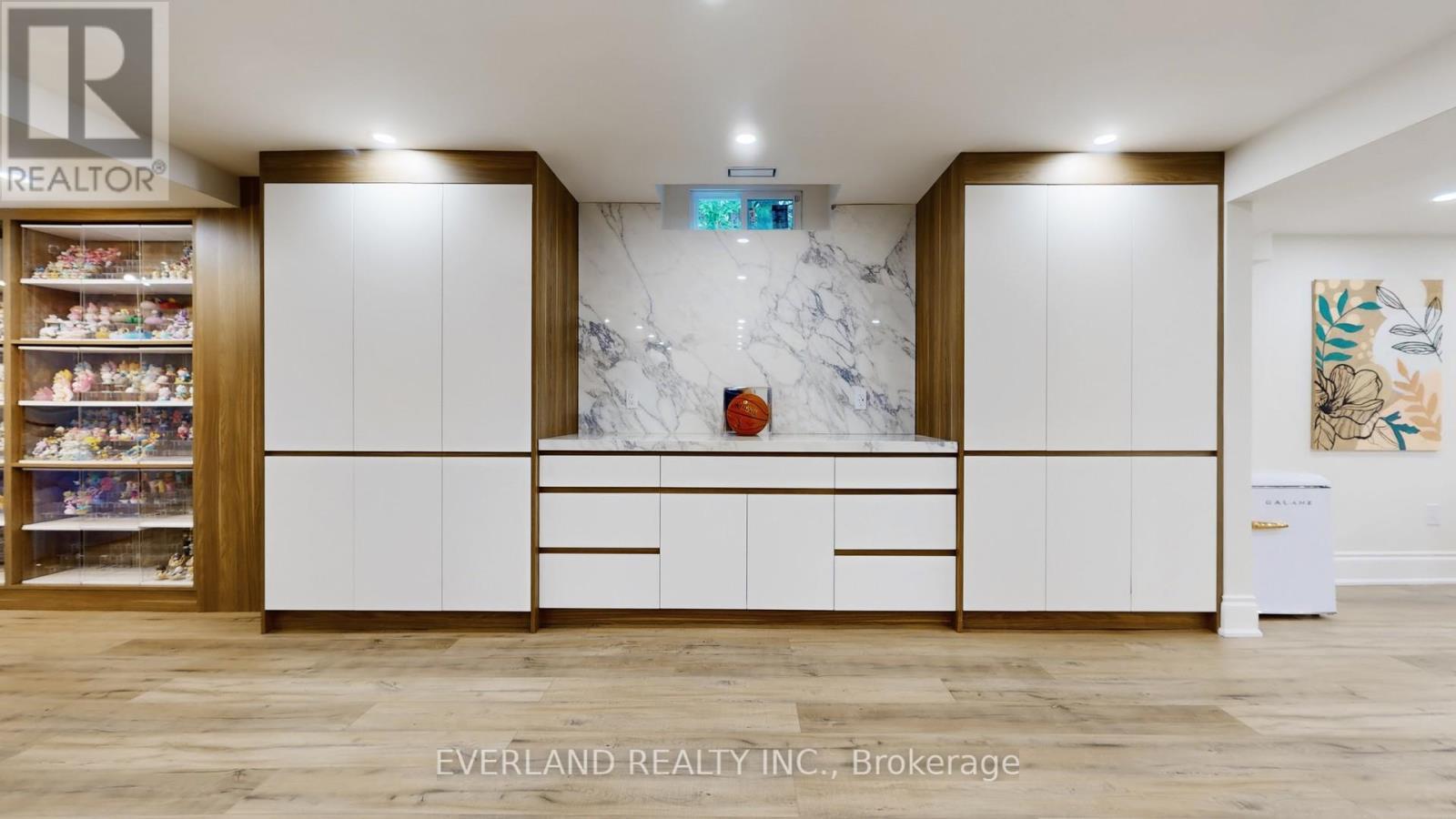 1109 Secretariate Road, Newmarket, ON - Indoor Photo Showing Other Room