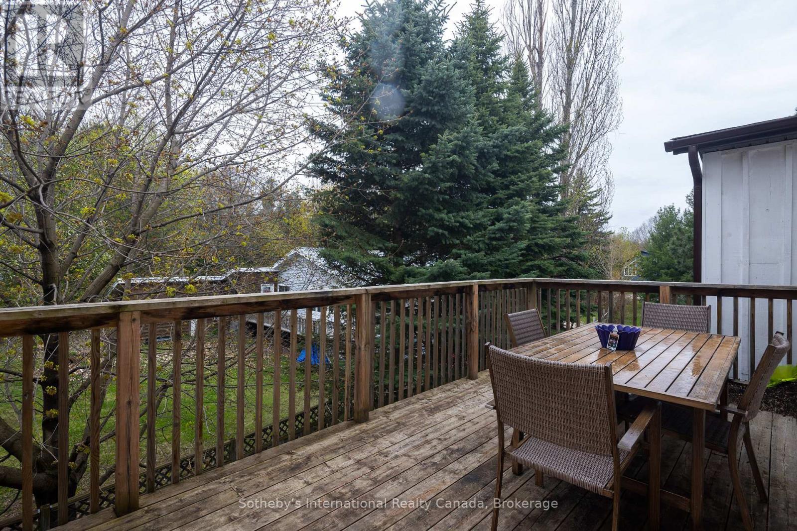 210 Arlberg Crescent, Blue Mountains, ON - Outdoor With Deck Patio Veranda With Exterior