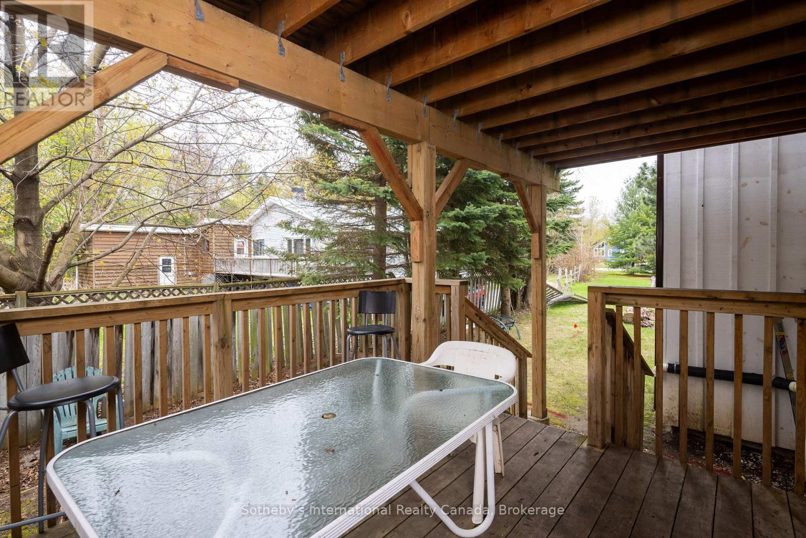 210 Arlberg Crescent, Blue Mountains, ON - Outdoor With Deck Patio Veranda With Exterior