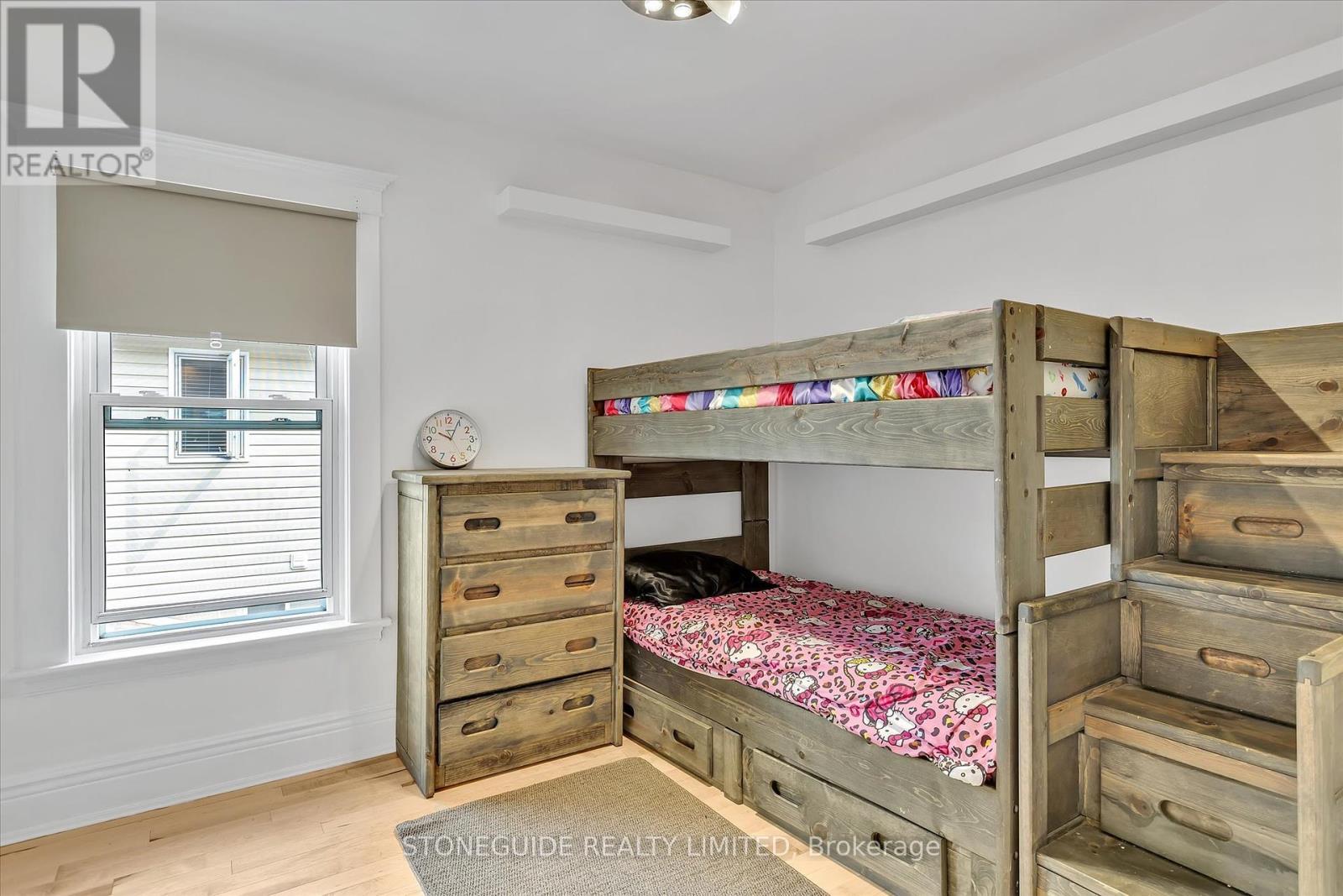 454 Mark Street, Peterborough (Ashburnham Ward 4), ON - Indoor Photo Showing Bedroom