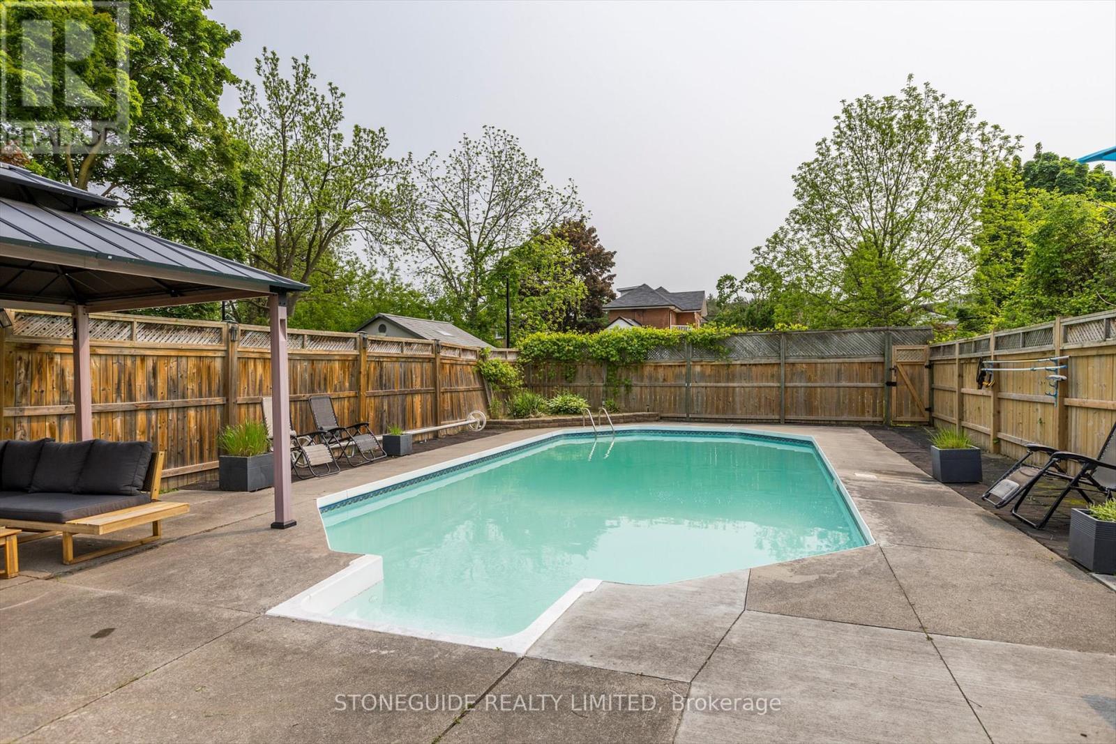 454 Mark Street, Peterborough (Ashburnham Ward 4), ON - Outdoor With In Ground Pool With Backyard