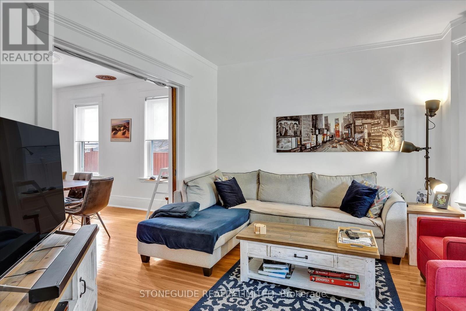 454 Mark Street, Peterborough (Ashburnham Ward 4), ON - Indoor Photo Showing Living Room
