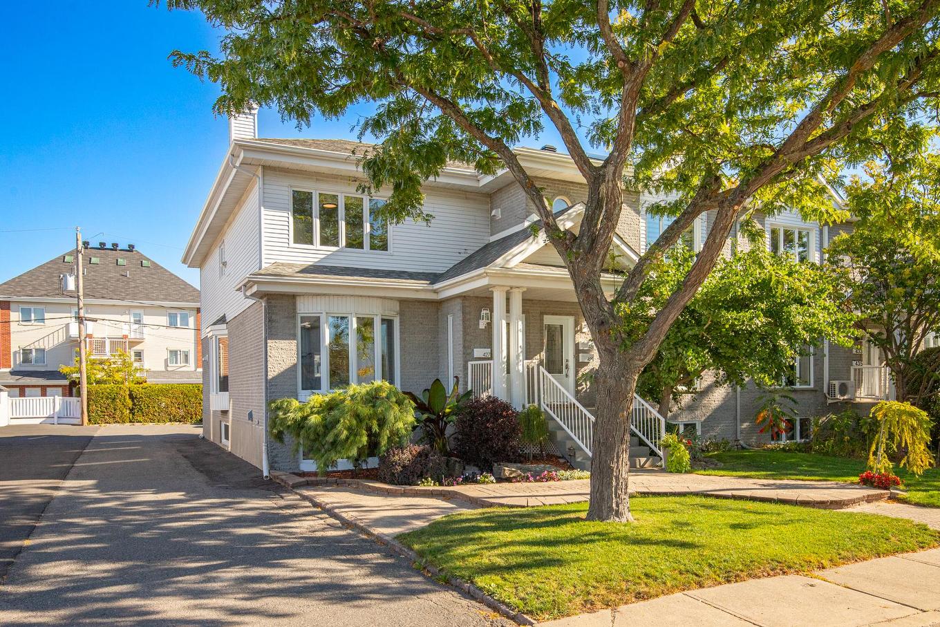 Frontage - 427 - 431 Rue François-V.-Malhiot, Boucherville, QC - Outdoor With Facade
