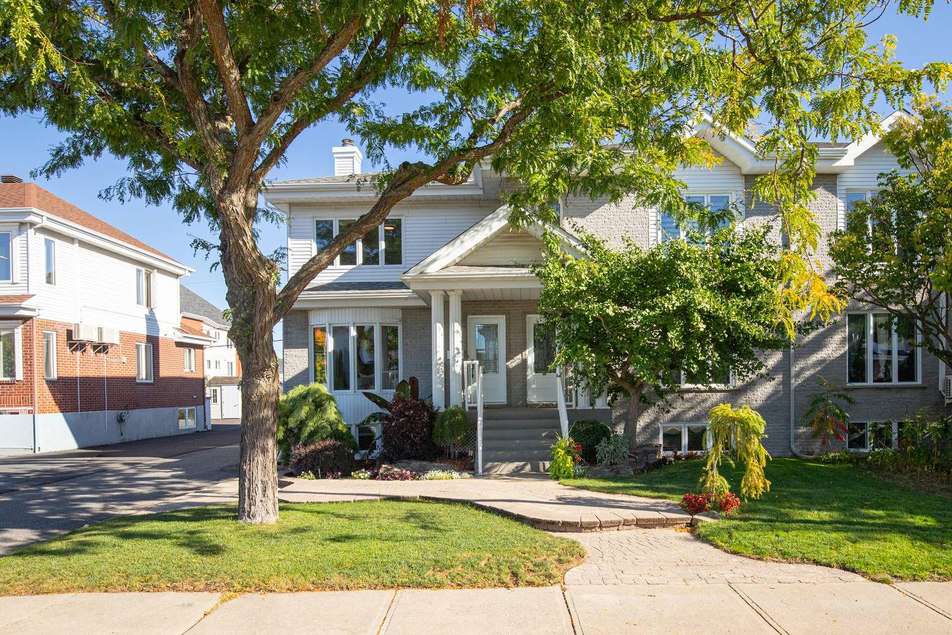 Frontage - 427 - 431 Rue François-V.-Malhiot, Boucherville, QC - Outdoor With Facade