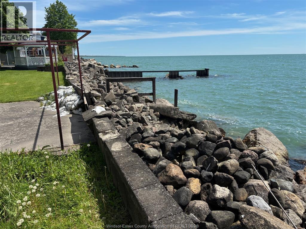 680 Point Pelee Drive, Leamington, ON - Outdoor With Body Of Water With View