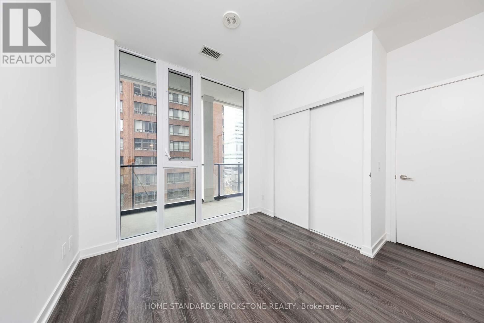 510 - 20 Edward Street, Toronto, ON - Indoor Photo Showing Other Room