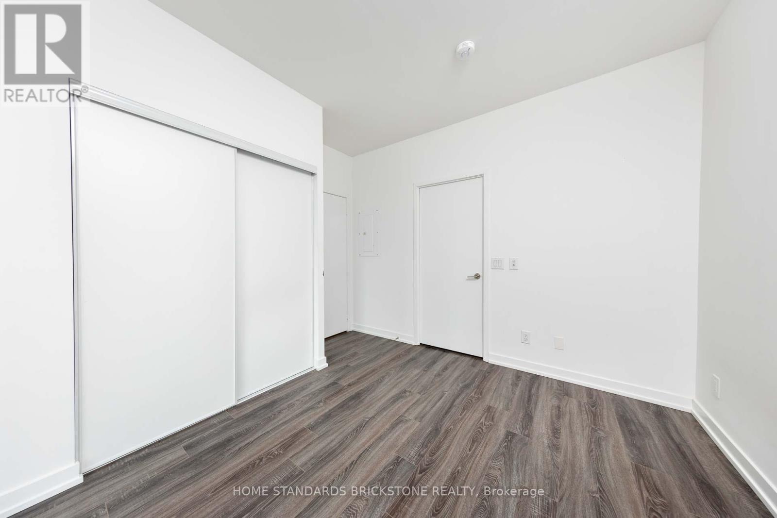 510 - 20 Edward Street, Toronto, ON - Indoor Photo Showing Other Room