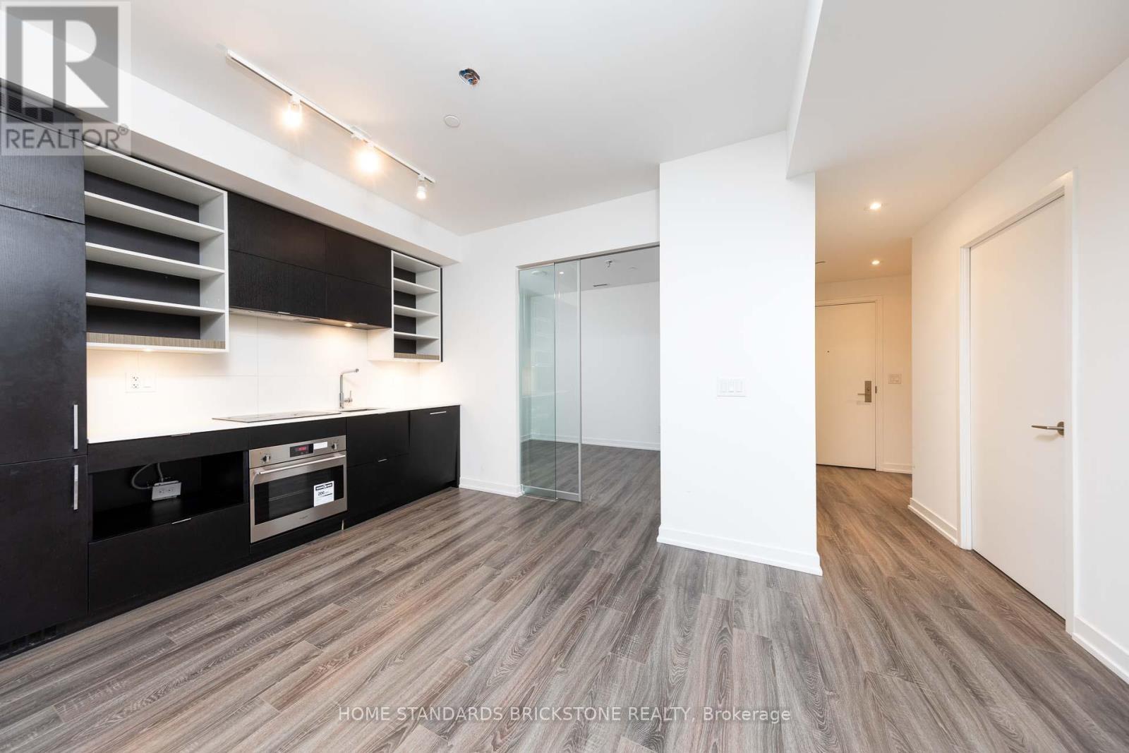 510 - 20 Edward Street, Toronto, ON - Indoor