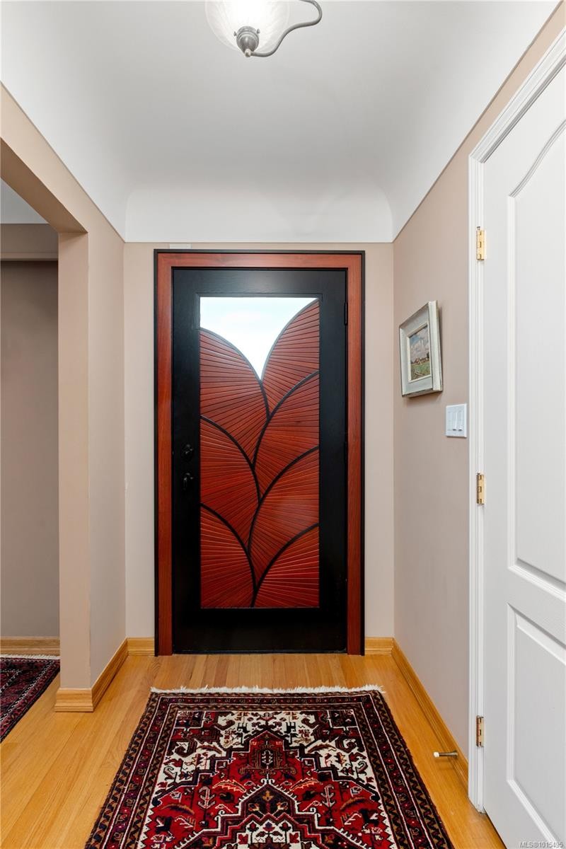 3331 Woodburn Ave, Oak Bay, BC