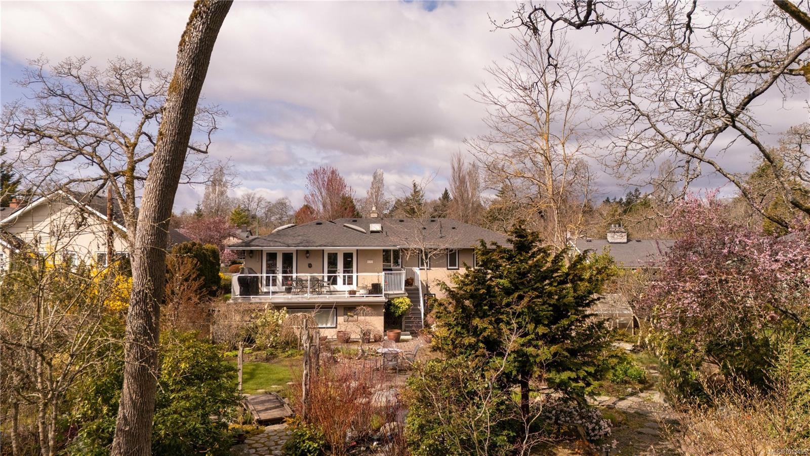 3331 Woodburn Ave, Oak Bay, BC