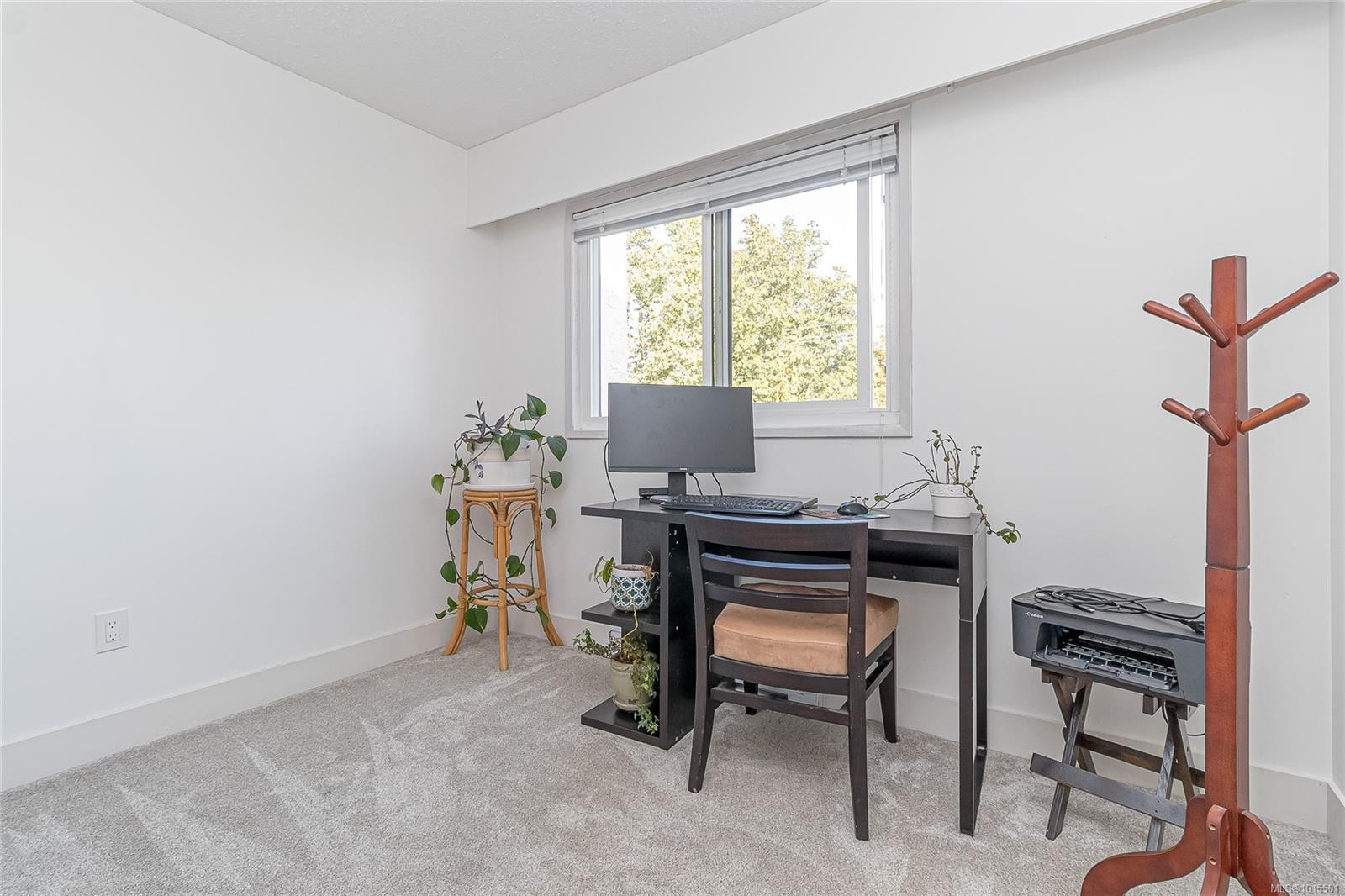 401-924 Cook St, Victoria, BC - Indoor Photo Showing Office