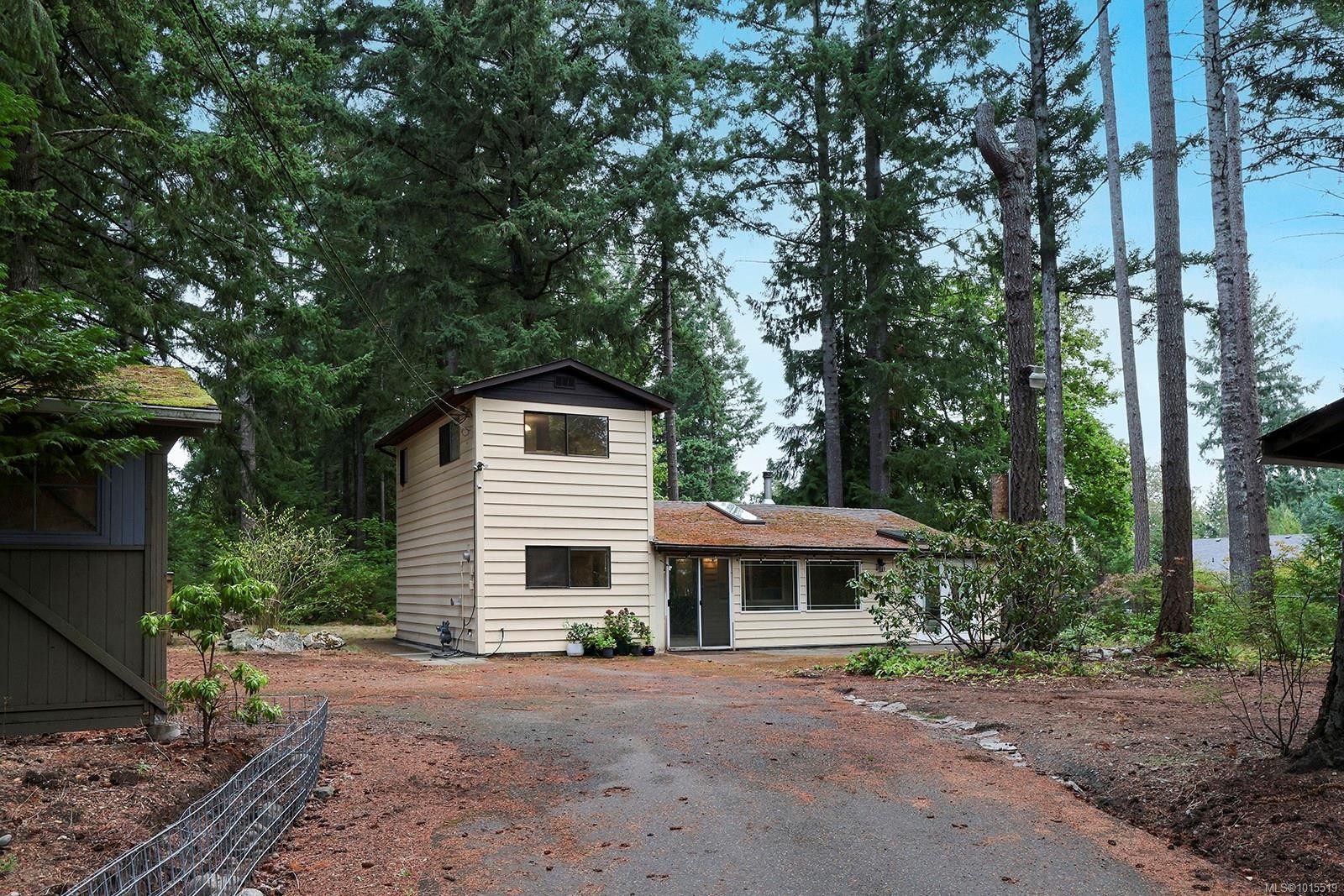 1912 Ryan Rd East, Comox, BC