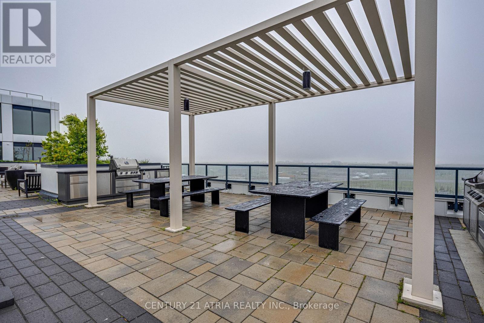 217 - 1100 Sheppard Avenue W, Toronto, ON - With Exterior