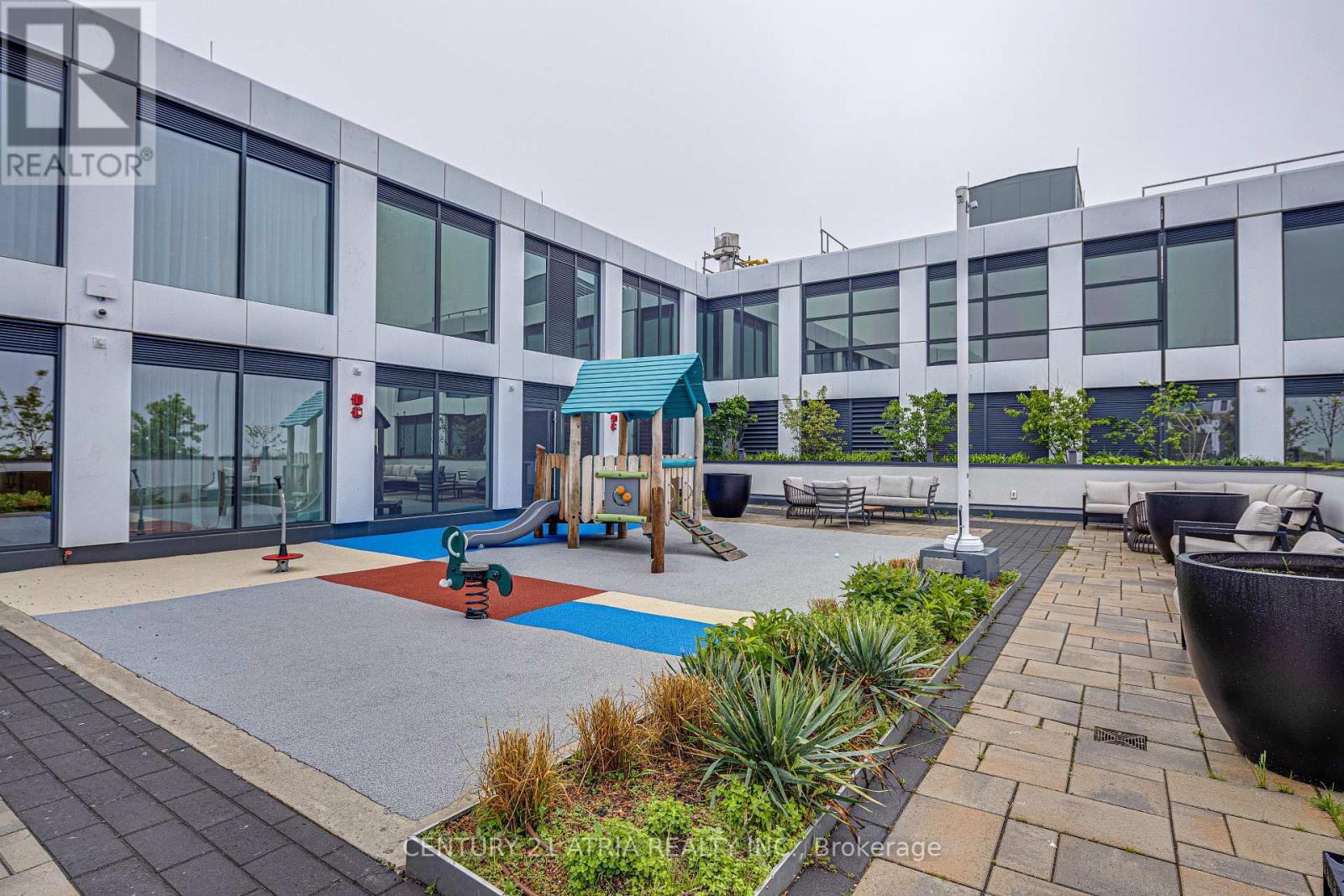 217 - 1100 Sheppard Avenue W, Toronto, ON - Outdoor