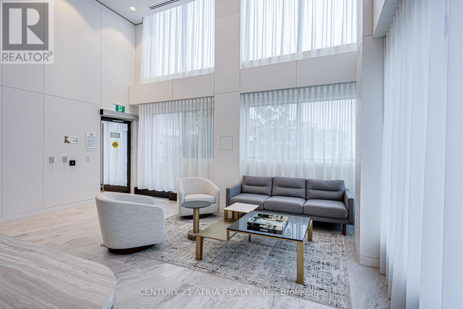 217 - 1100 Sheppard Avenue W, Toronto, ON - Indoor Photo Showing Living Room