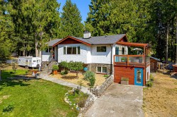 1034 COWERD Rd Cobble Hill, BC V8H 0G9