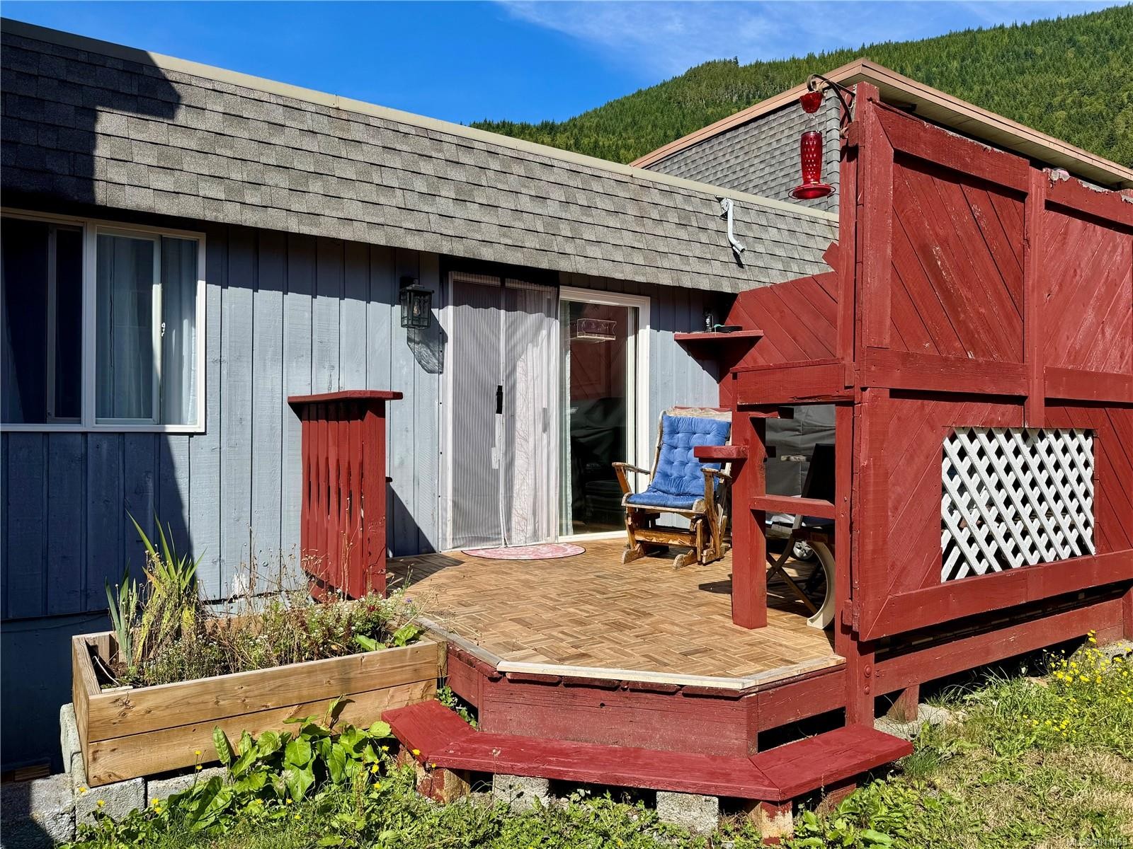 92 Mckay Cres, Port Alice, BC