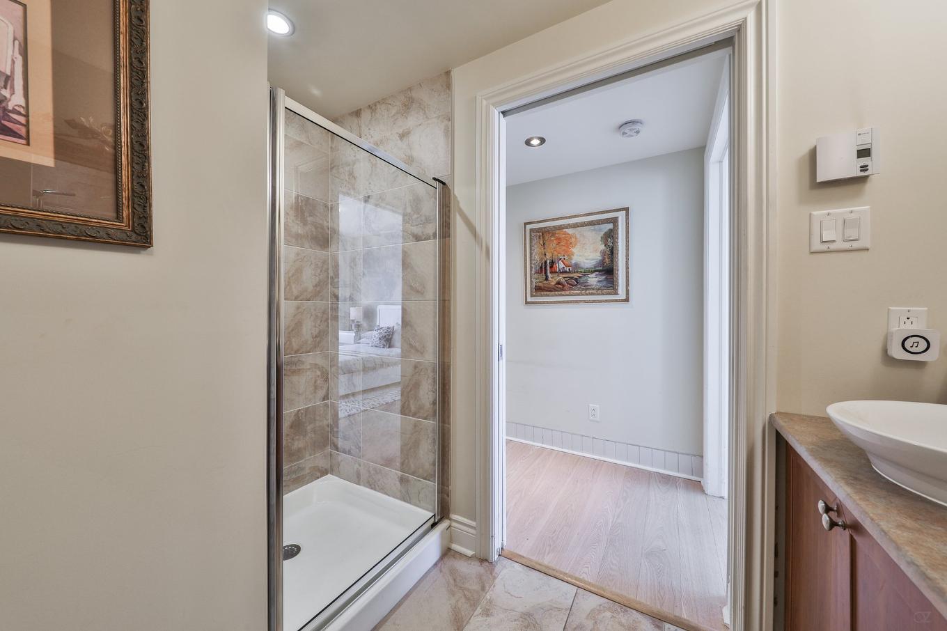 Salle de bains - 704-25 Prom. Des Îles, Laval (Chomedey), QC - Indoor Photo Showing Bathroom