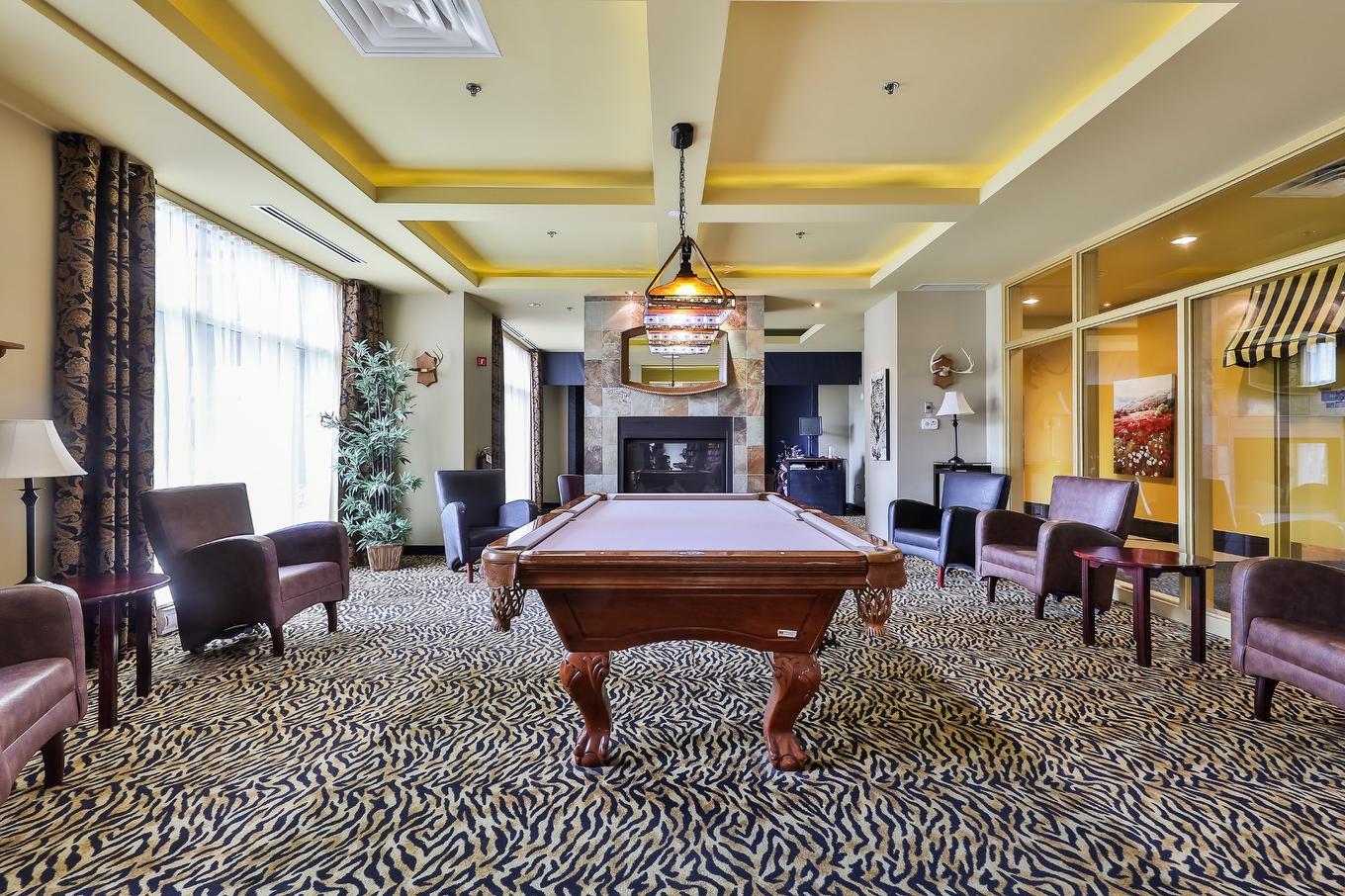 Salle communautaire - 704-25 Prom. Des Îles, Laval (Chomedey), QC - Indoor Photo Showing Other Room