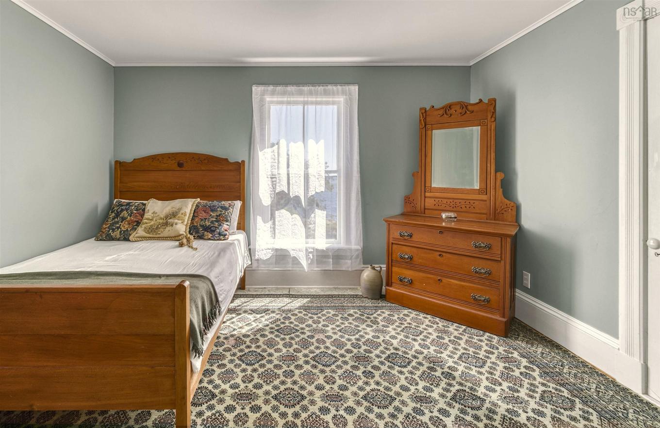 8499 3 Highway, Port Mouton, NS