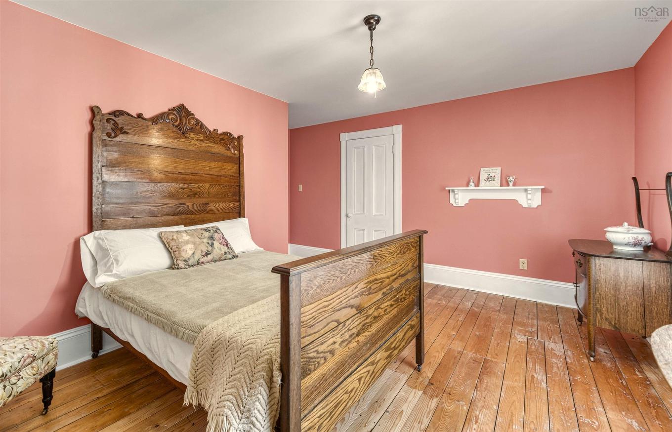 8499 3 Highway, Port Mouton, NS