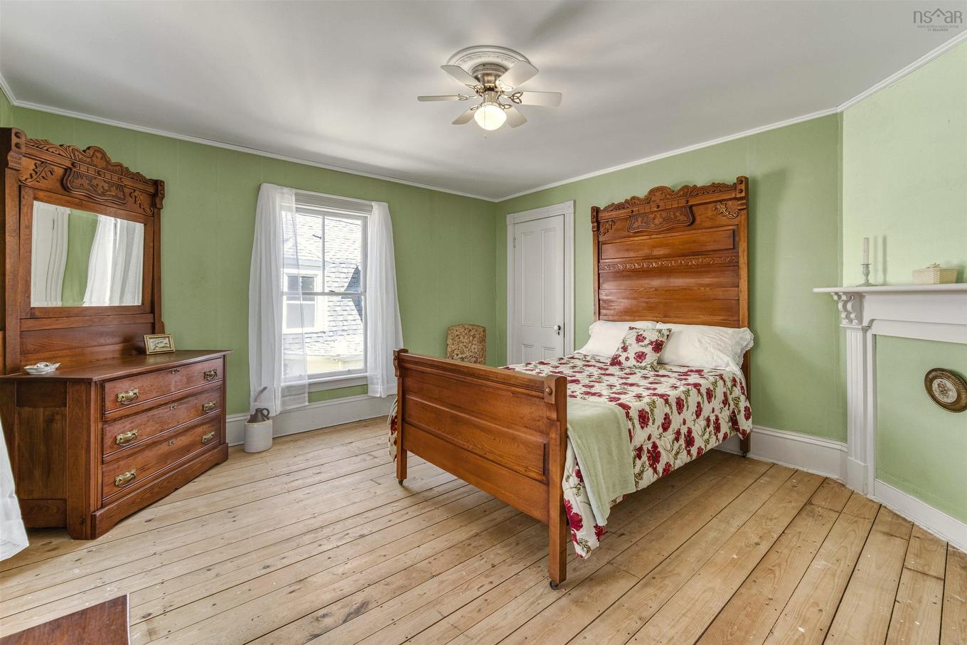 8499 3 Highway, Port Mouton, NS