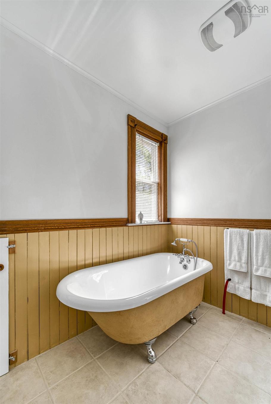 8499 3 Highway, Port Mouton, NS