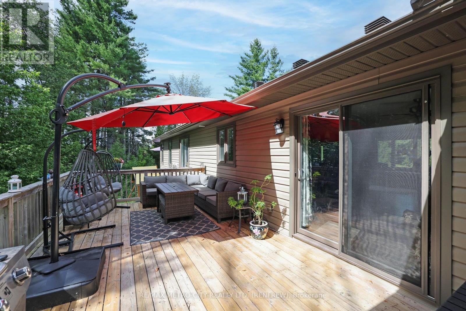 2457 Burnstown Road, Mcnab/Braeside, ON - Outdoor With Deck Patio Veranda With Exterior