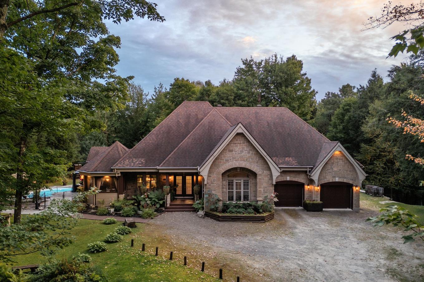 Frontage - 41 Rue Des Bois-Francs, Brownsburg-Chatham, QC - Outdoor With Facade