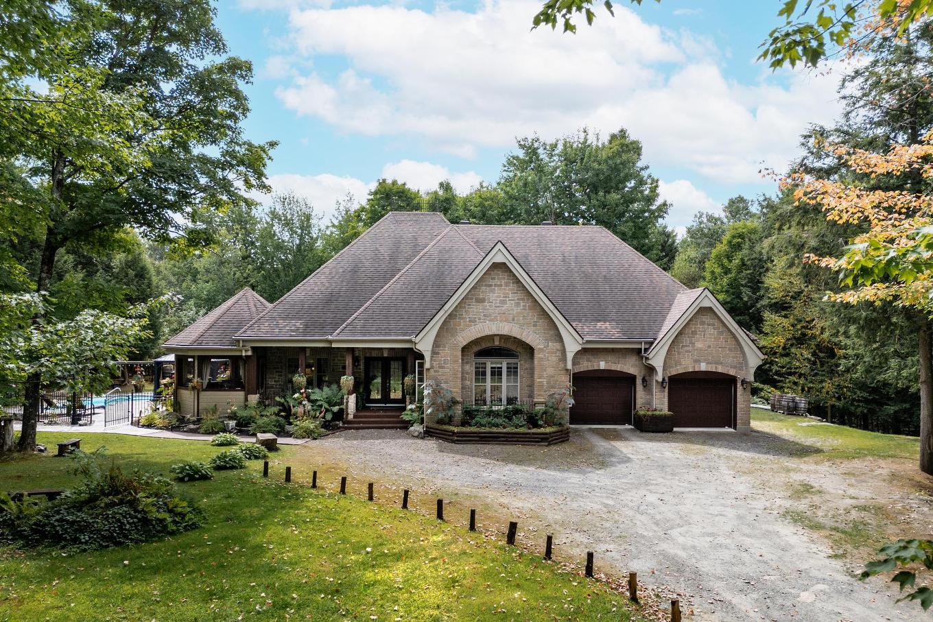 Frontage - 41 Rue Des Bois-Francs, Brownsburg-Chatham, QC - Outdoor With Facade