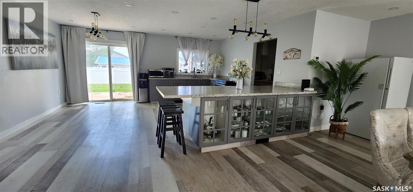 613 Peters Avenue, Oxbow, SK - Indoor Photo Showing Dining Room