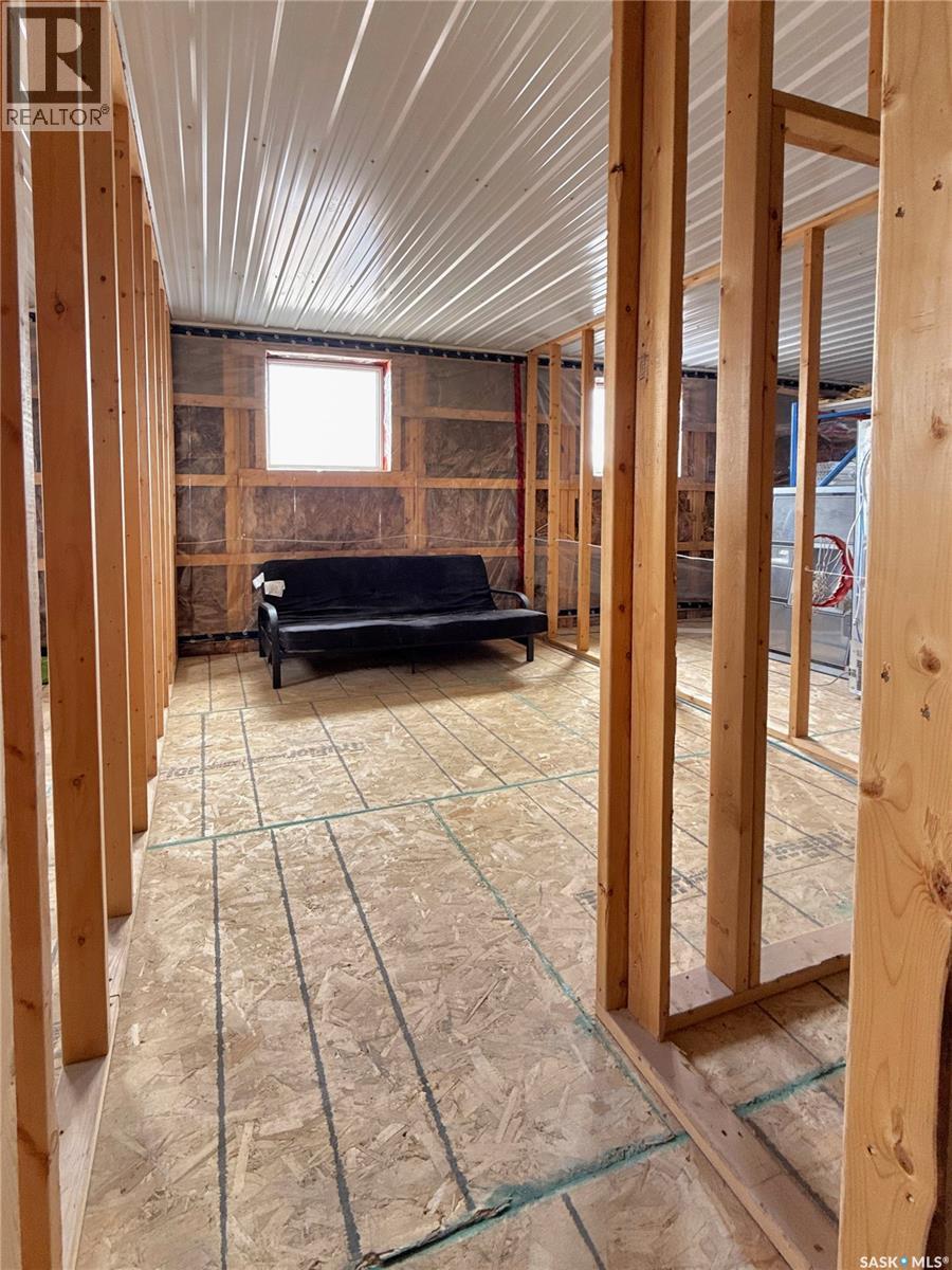 Moose Mountain Shop, Moose Mountain Rm No. 63, SK - Indoor