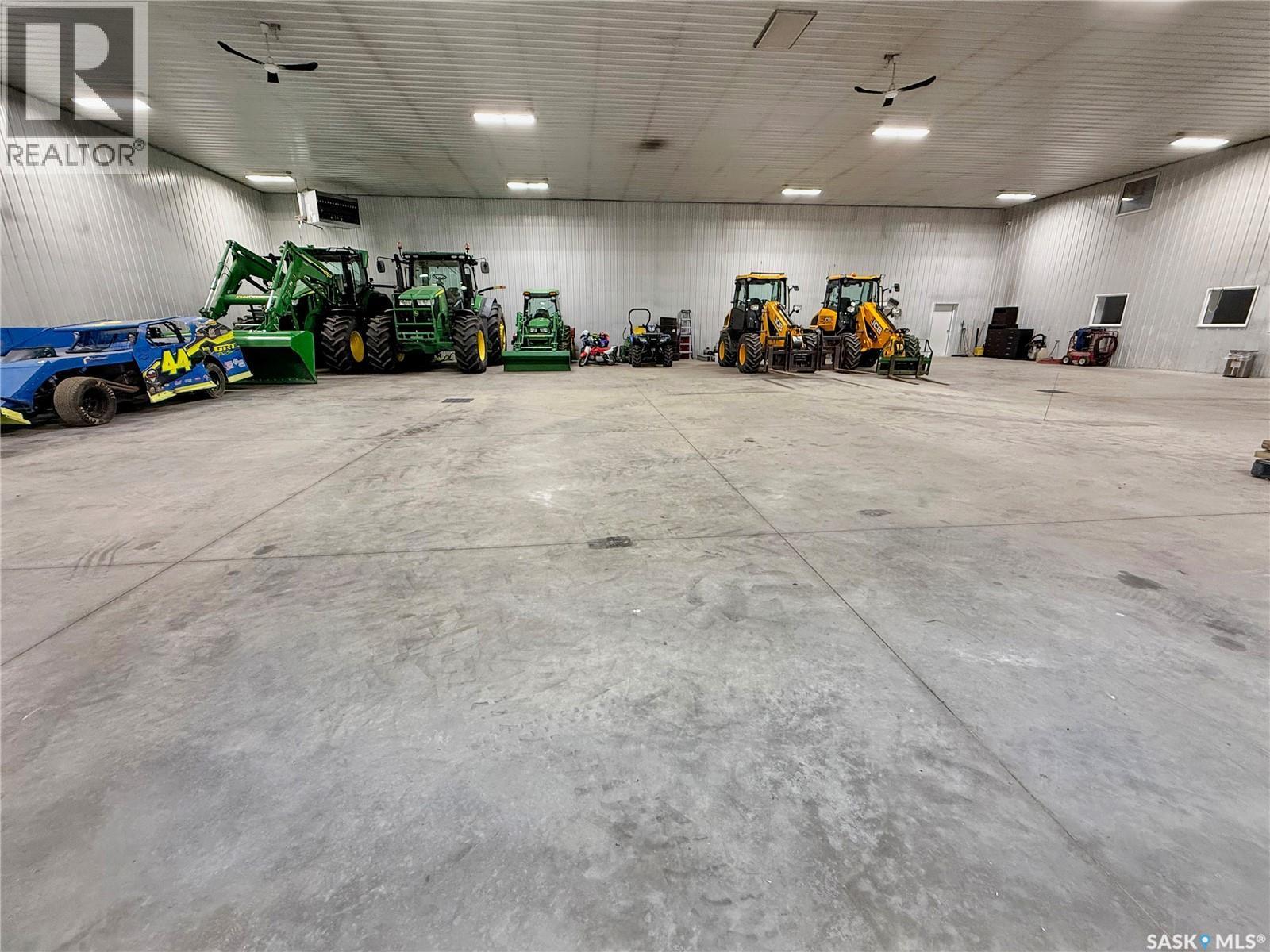 Moose Mountain Shop, Moose Mountain Rm No. 63, SK - Indoor