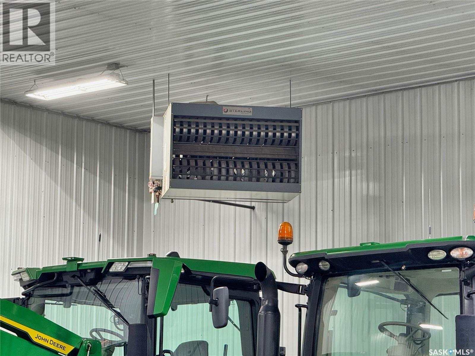 Moose Mountain Shop, Moose Mountain Rm No. 63, SK - Indoor